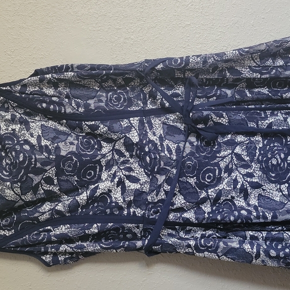 Navy Blue & White Dress - Picture 2 of 8